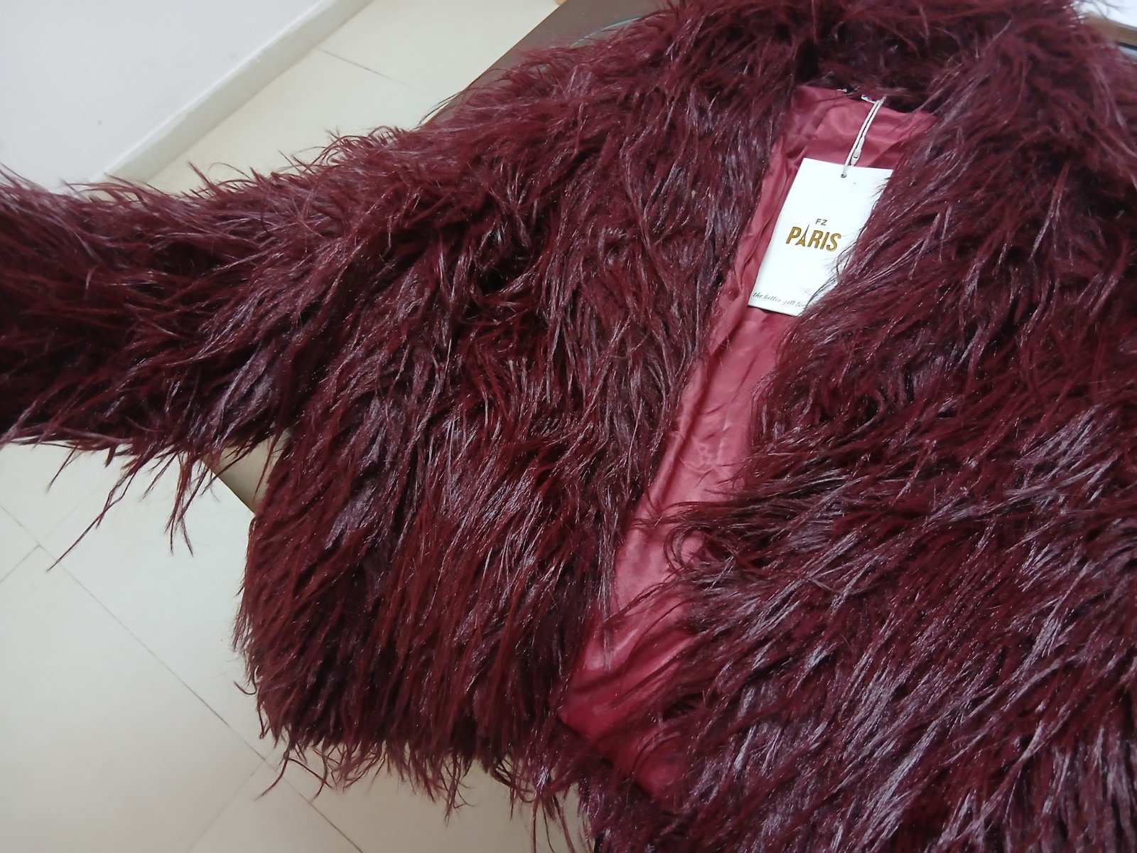 Fourrure burgundy neuf