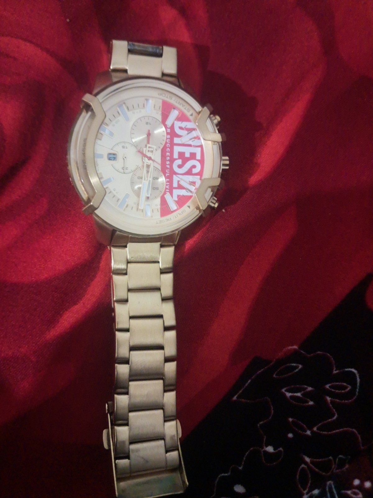 Montre diesel.