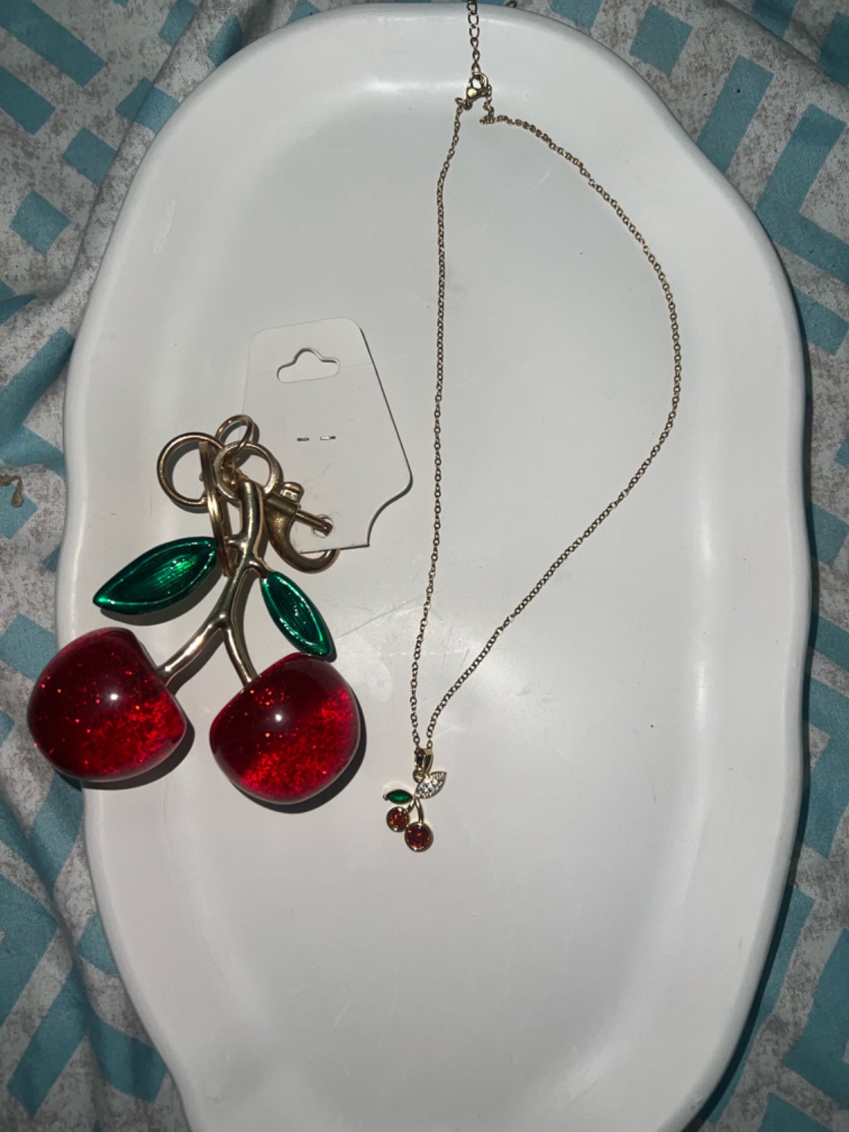 Pack cerise collier + porte clé