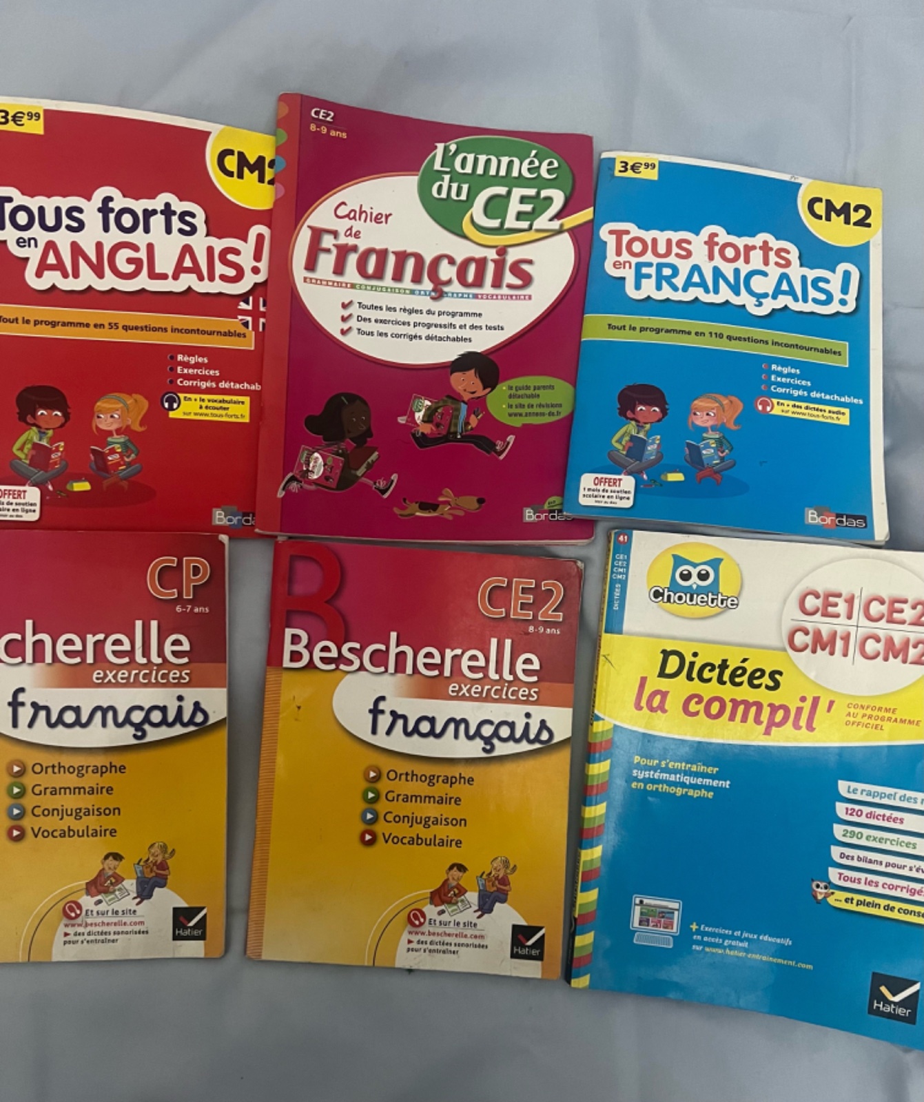 Lot de 6 livres  (Français et anglais)  État presque neuf