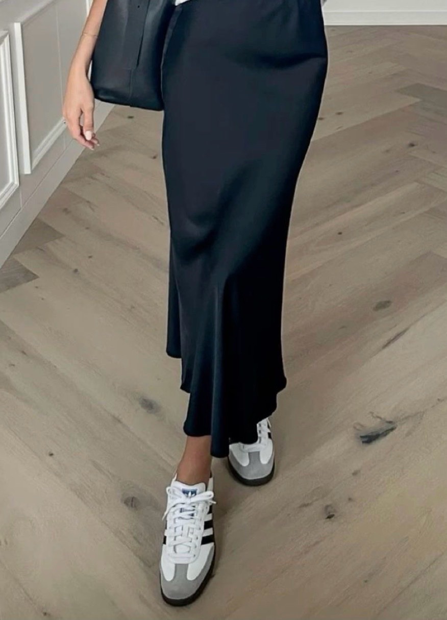 Jupe Mango en satin 🖤
