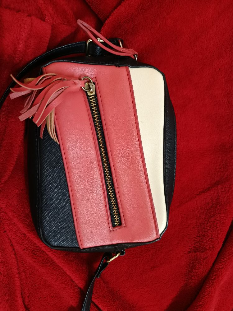 🍒👛