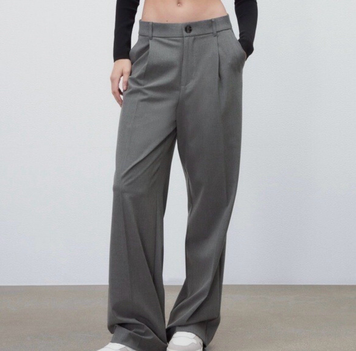 Pantalon zara gris