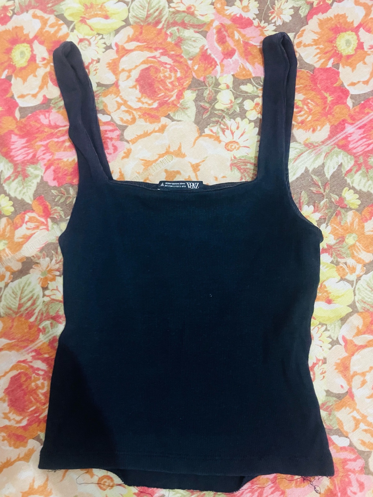 Crop top