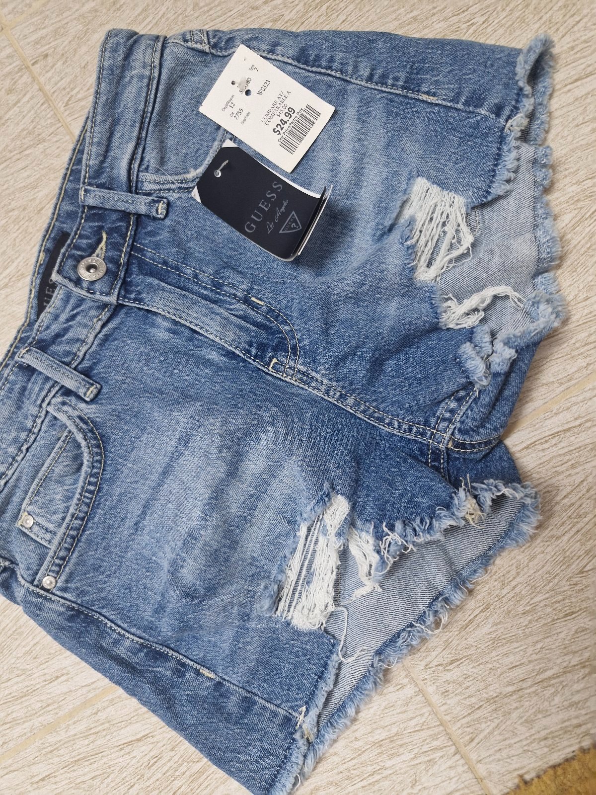 Short djean Guess 