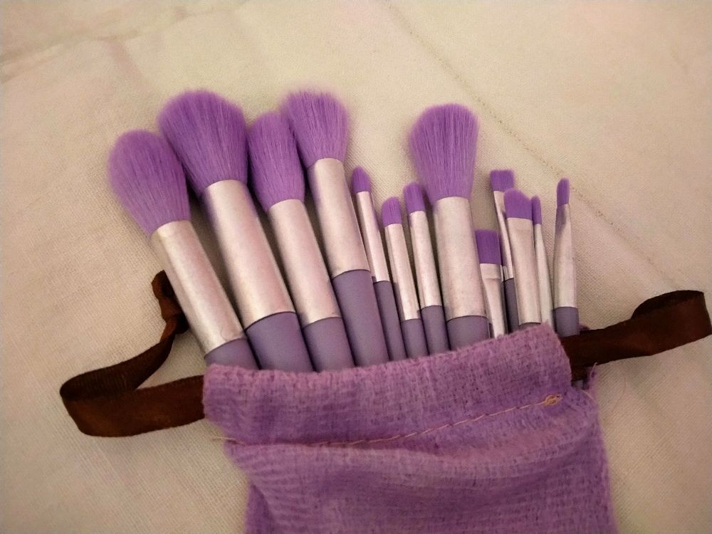 Kit de 13 pinceaux de maquillage 😍❤️