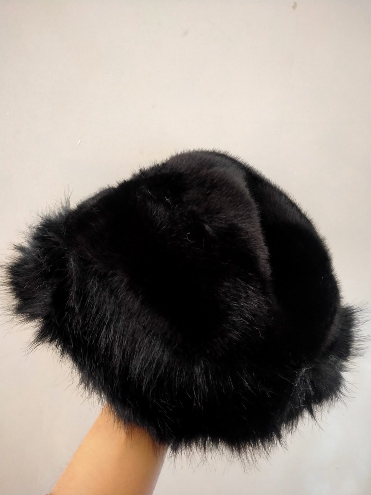 Chapeau en fourrure noir 🖤
