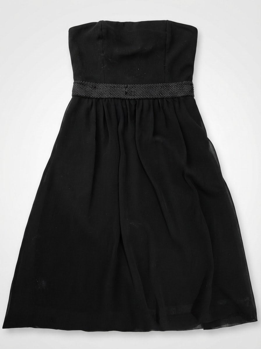 Robe Noir. 