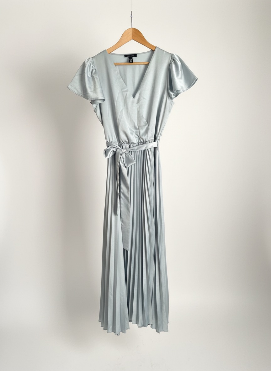 Robe soirée satain avec fente