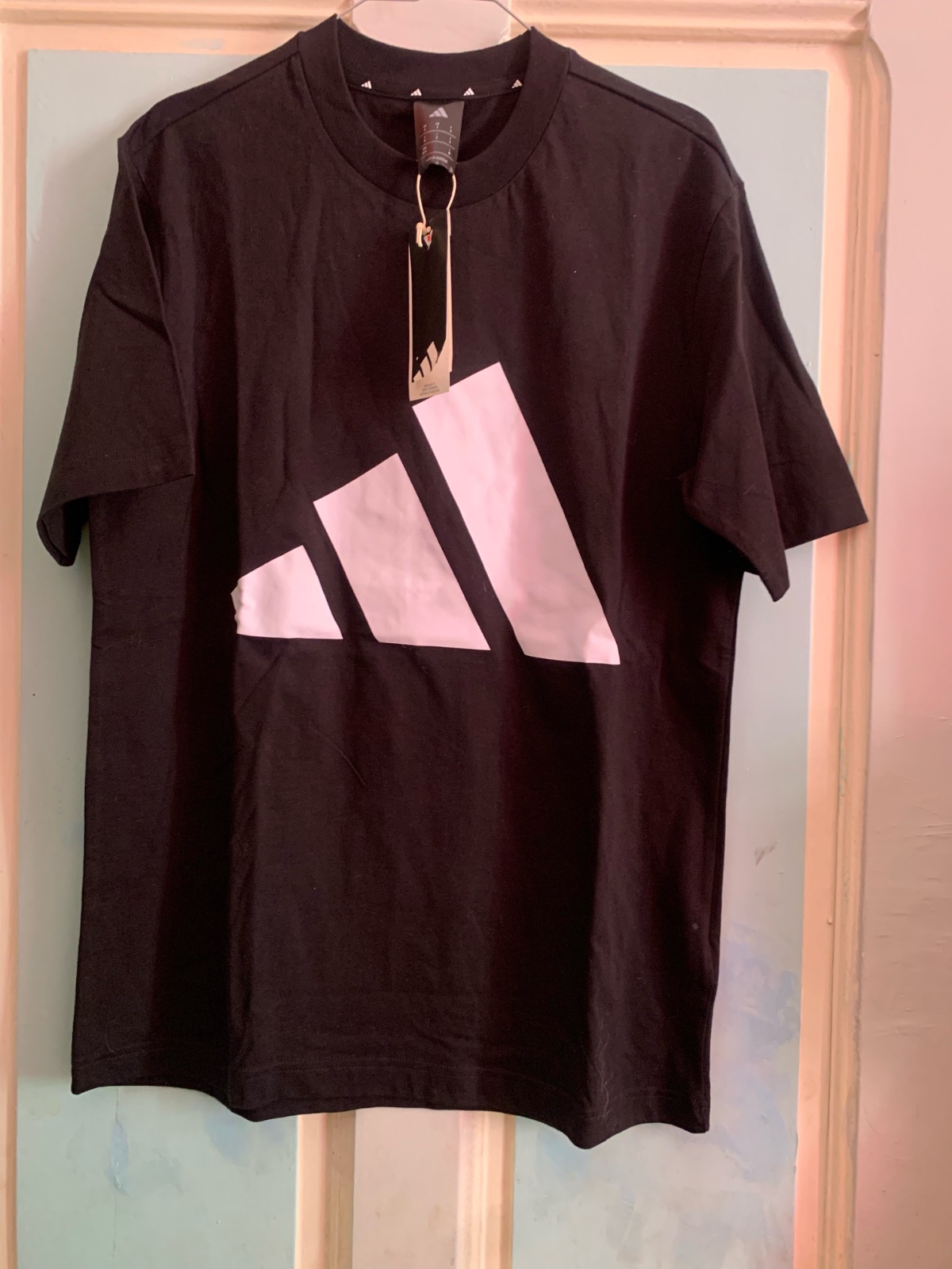 T-shirt adidas authentique importé france