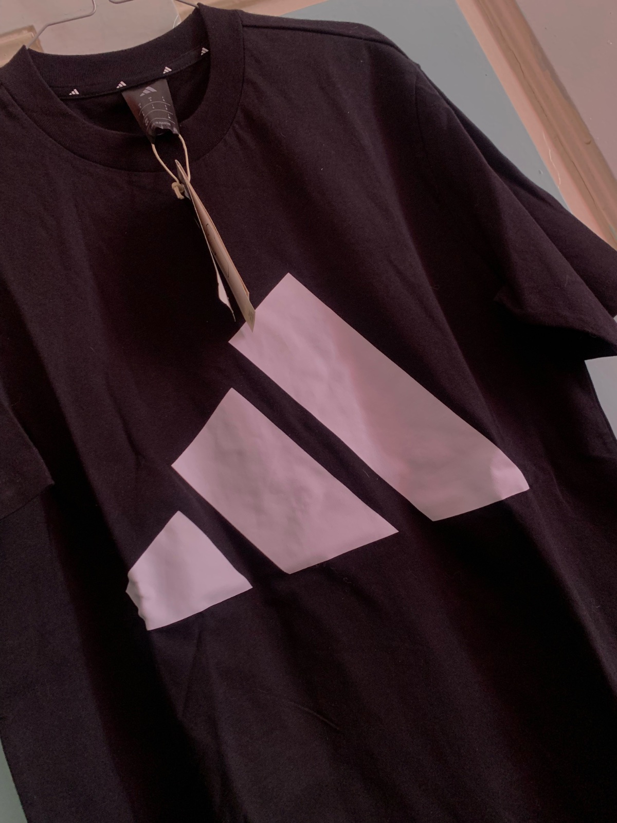 T-shirt adidas authentique importé fr