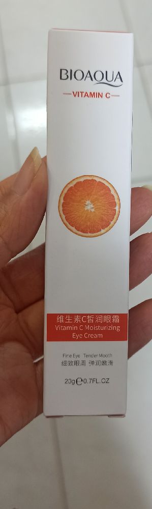 crème des yeux avec vitamine c 