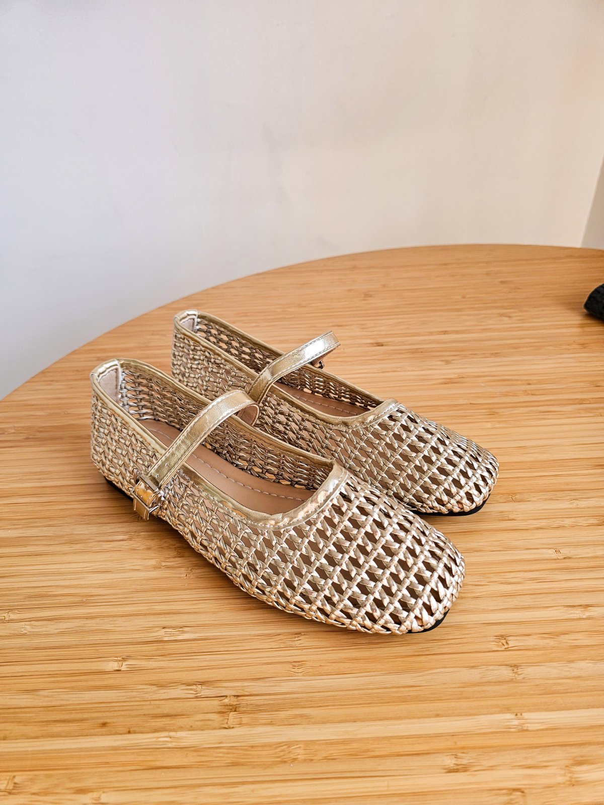 Ballerines / babies dorées effet crochet  ✅️ Neuves
