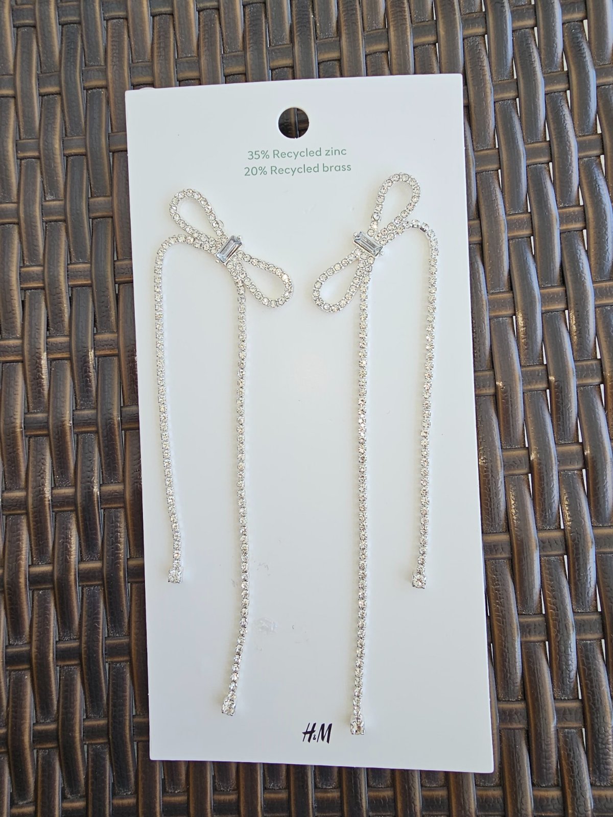 Boucles d'oreille pendantes en noeud de papillon ✅️ H&M ✅️ Neuves importées