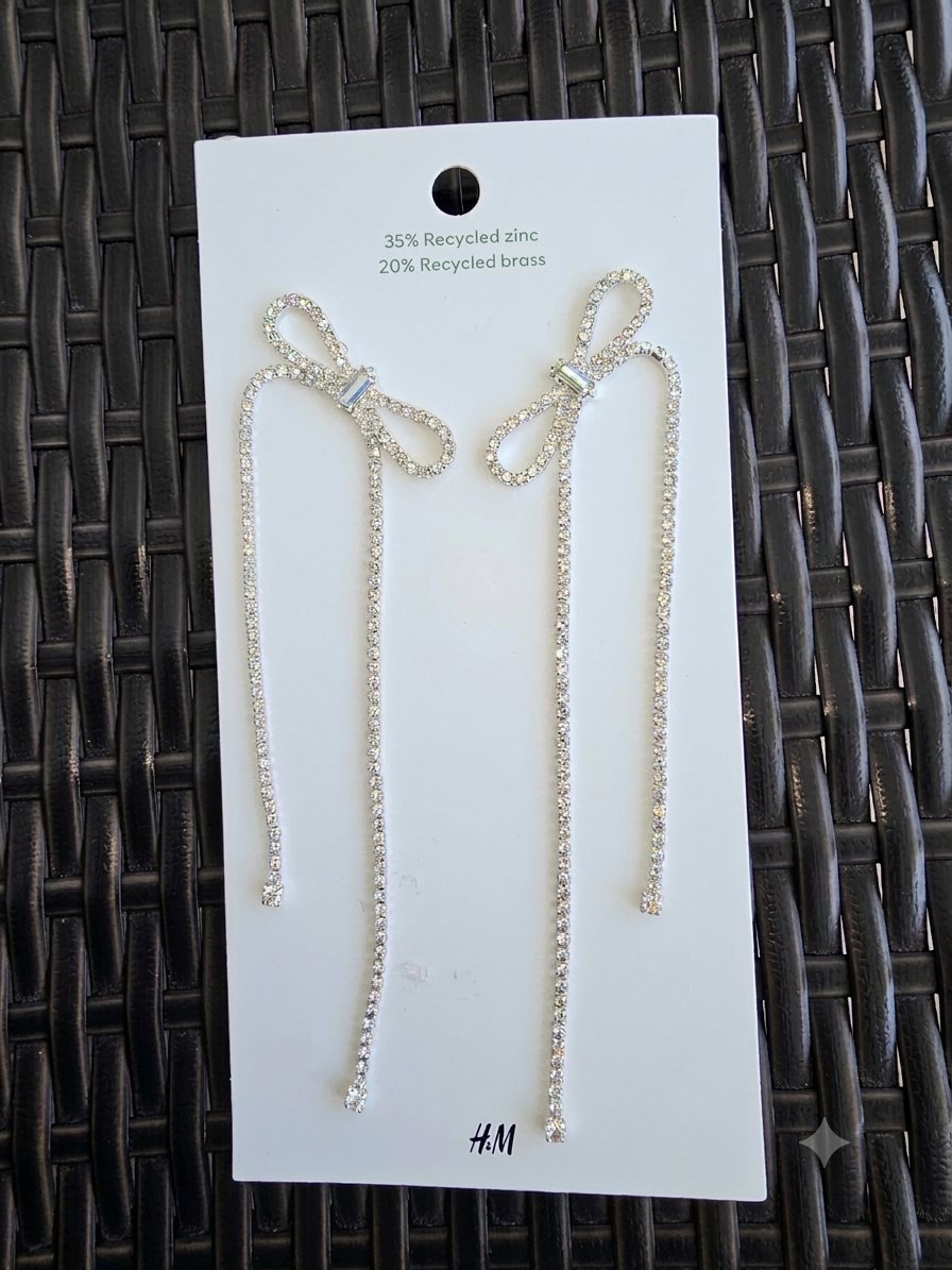 Boucle d'oreilles en strass ✅️ H&M ✅️ Neuves