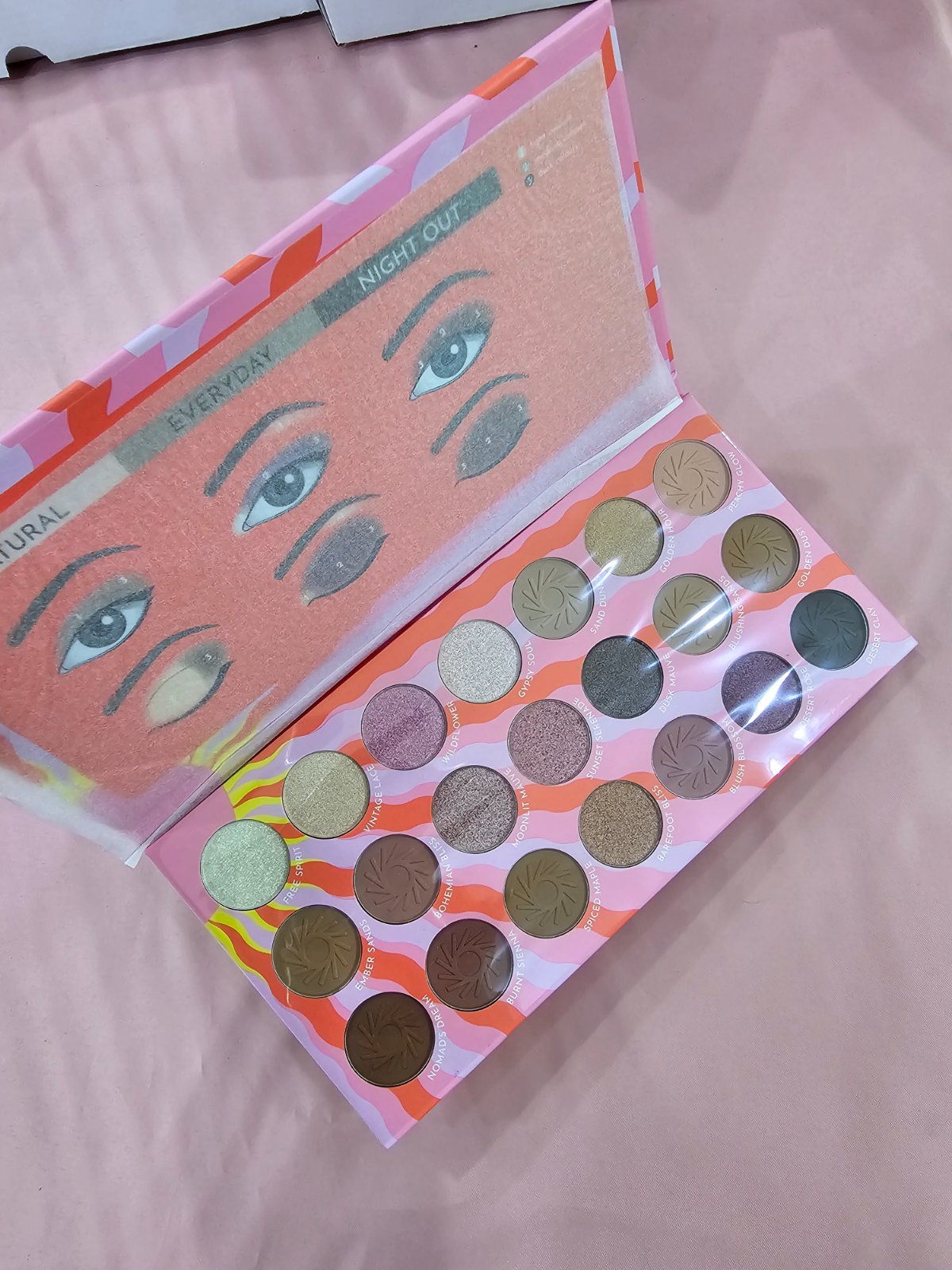 Palette de fard à paupières 21 couleurs ✅️ Max & More ✅️ Neuve