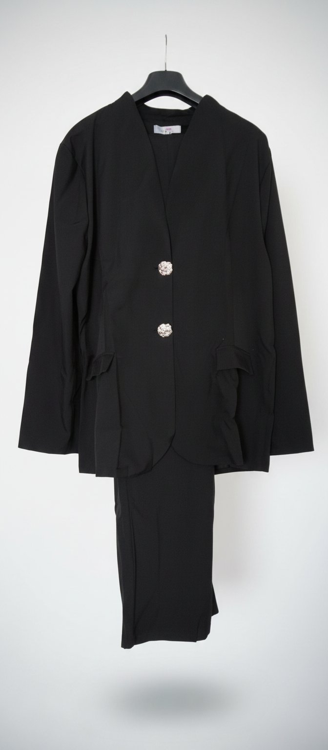 Ensemble femme noir neuf avec étiquette – Veste + Pantalon – Taille 4
