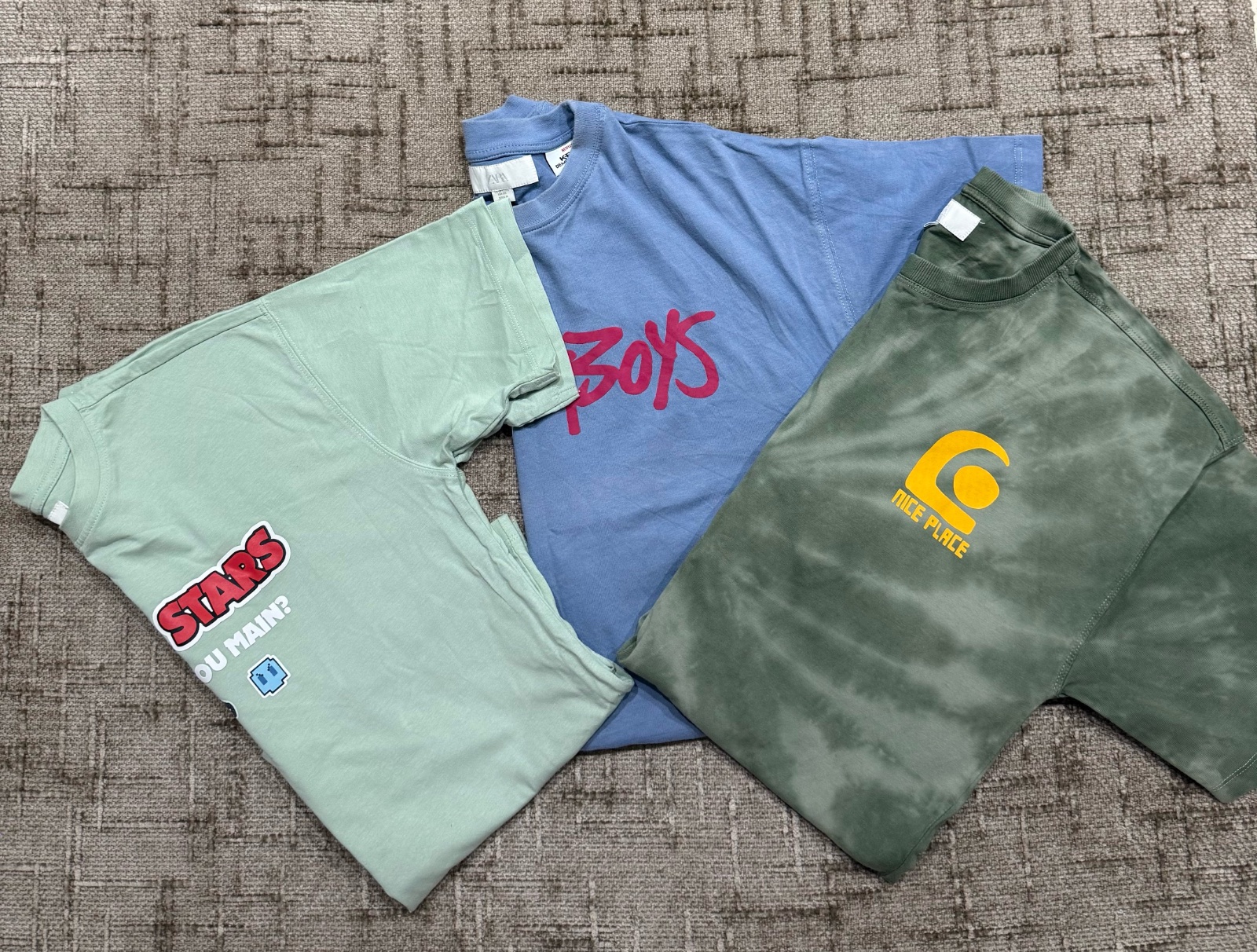 Trois tshirts
