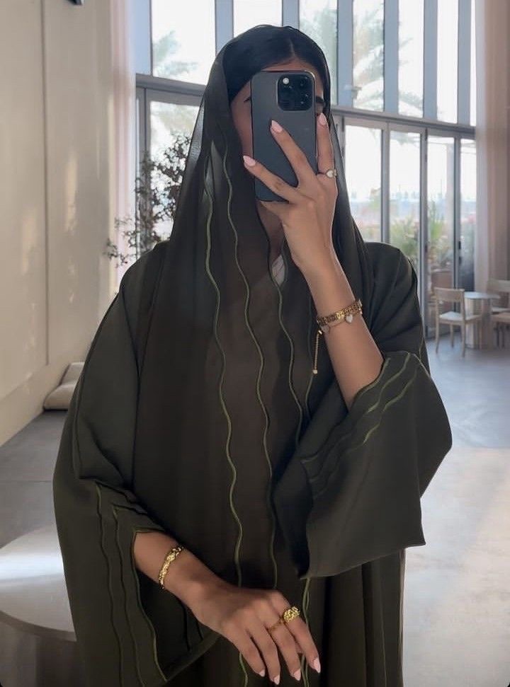 Abaya Gris