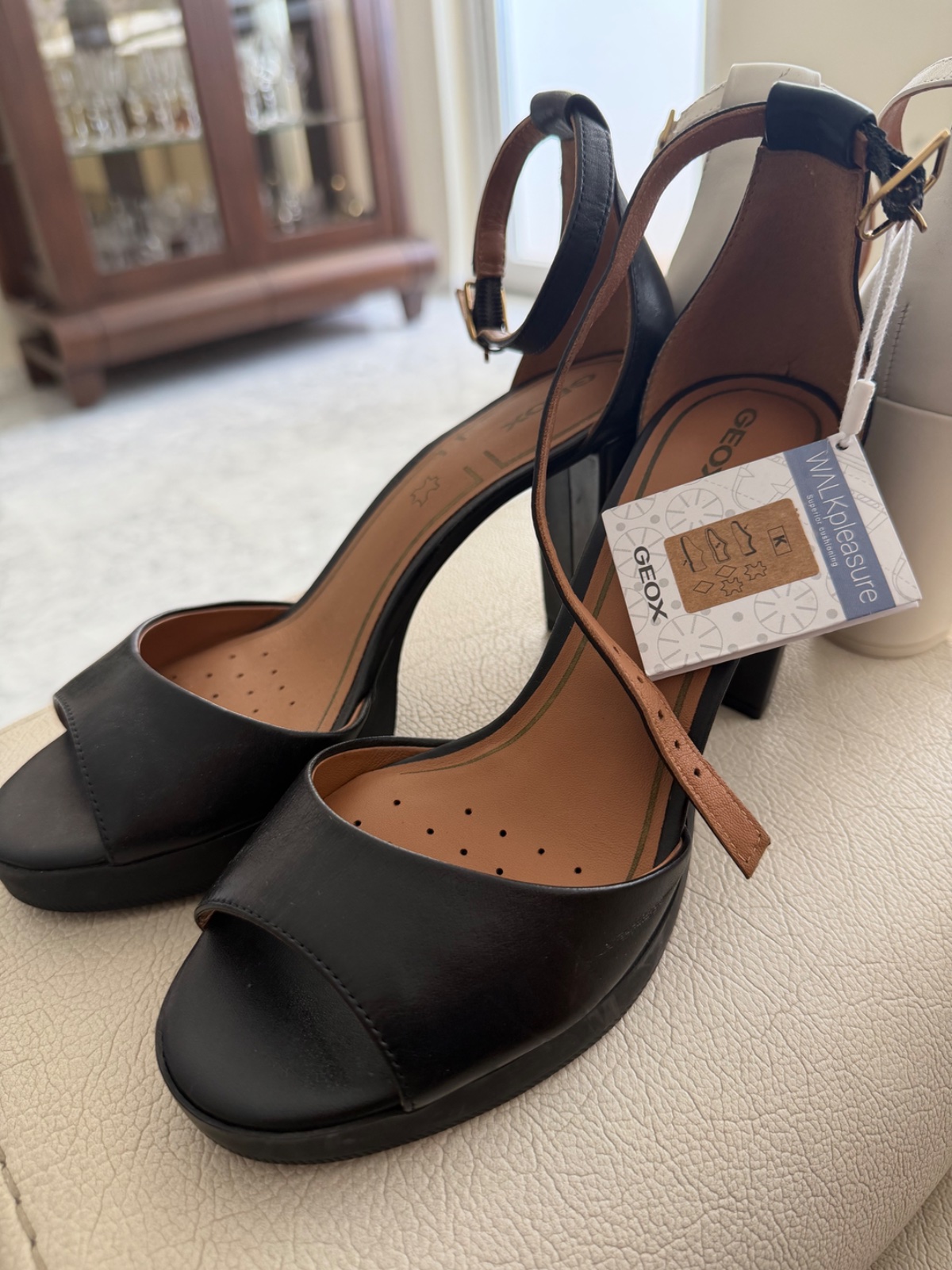 Chaussures Geox neuves