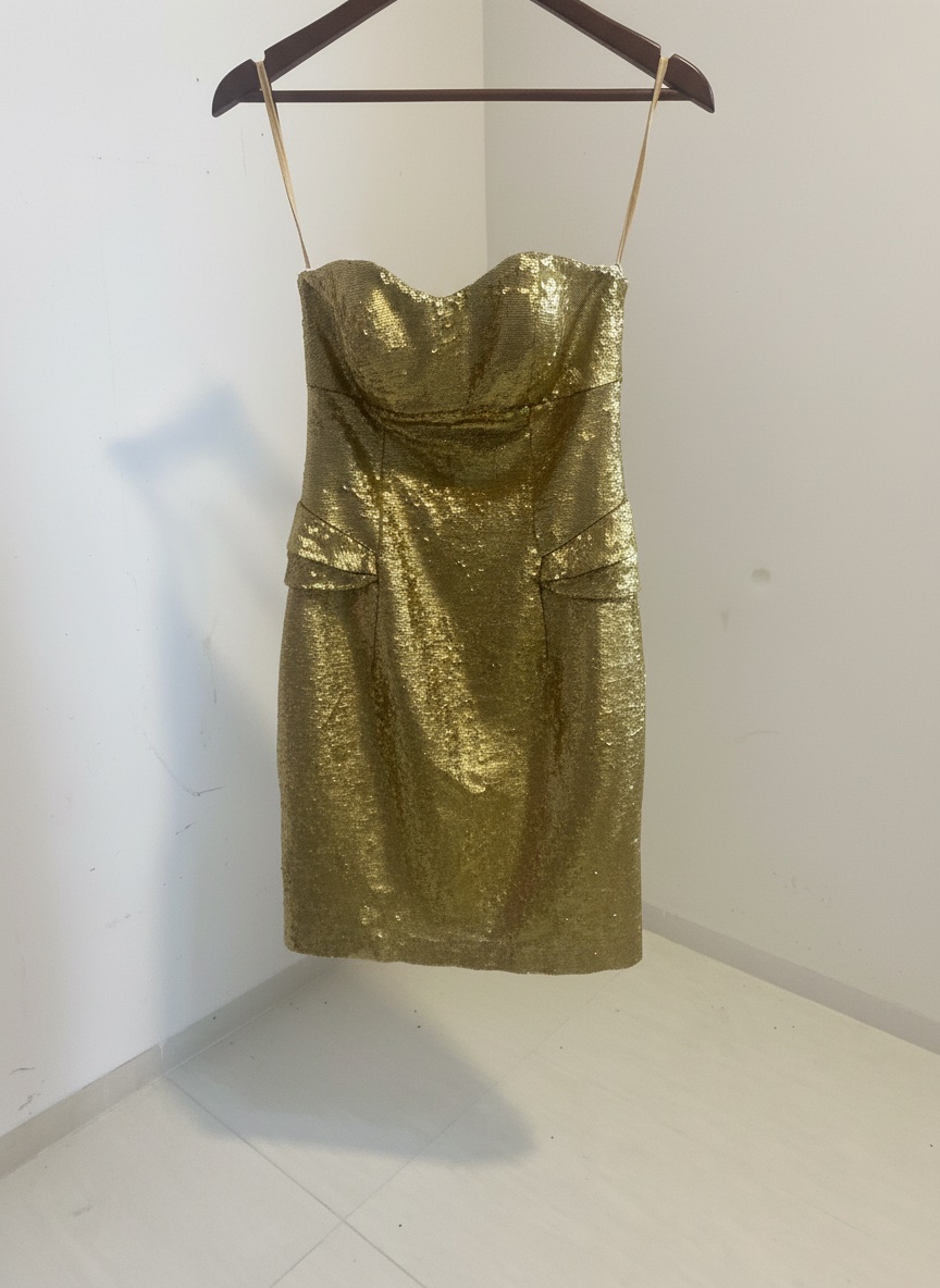Magnifique robe dore 