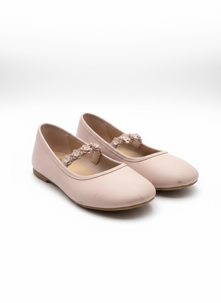 Jolir paire de chaussure zara 