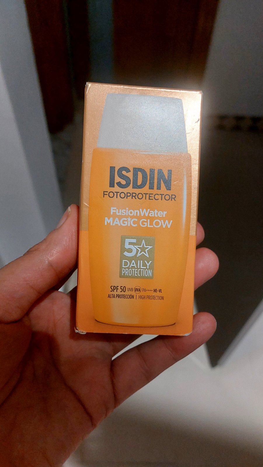 Ecran izdin glow