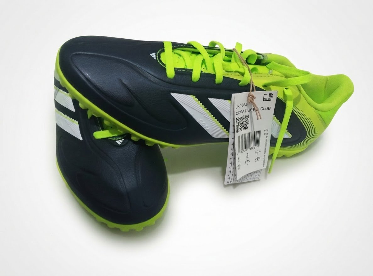 Demi Crampon Adidas Copa Pure III Club TF.  Pt 43 et 1/3