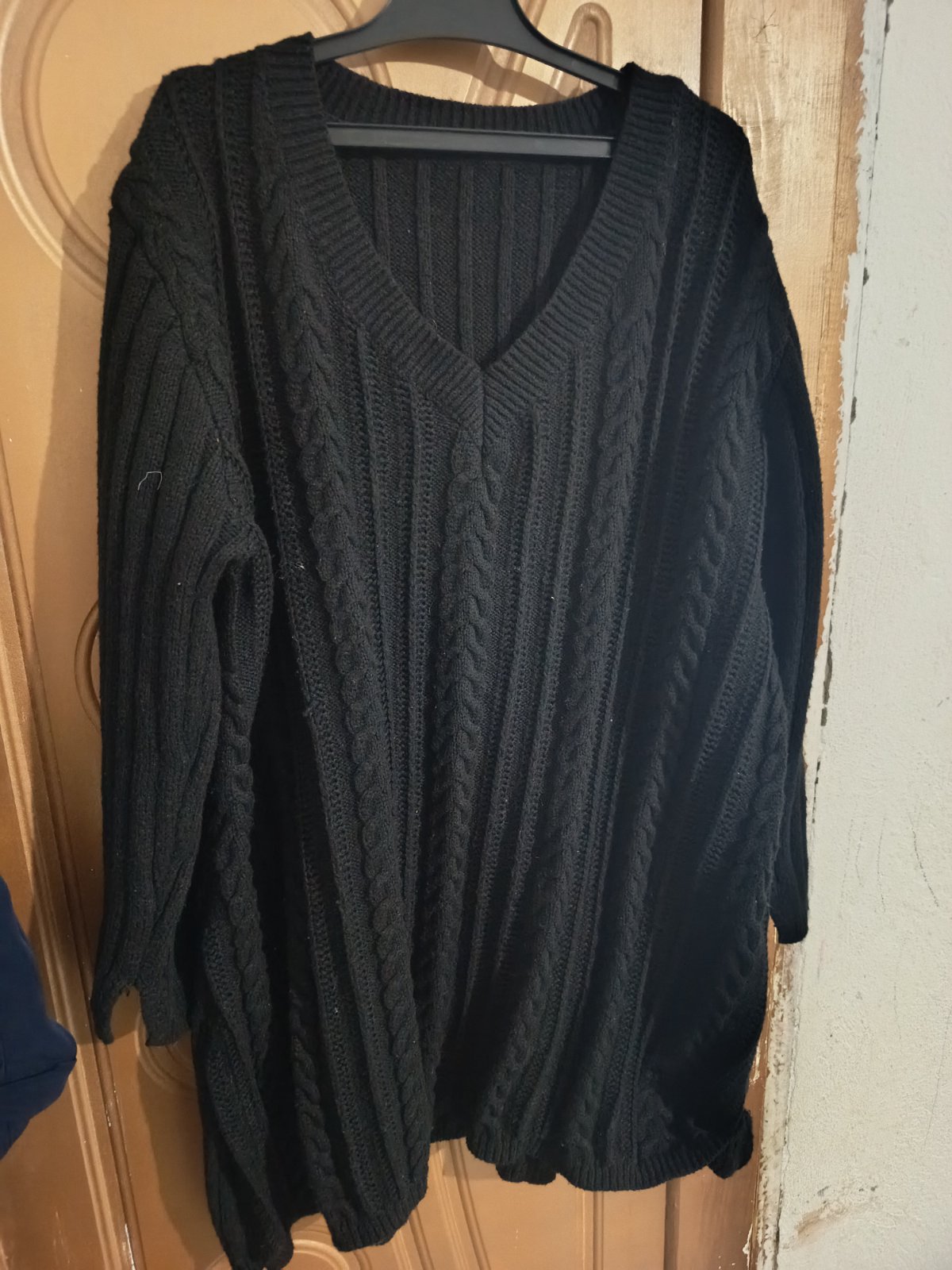 Pull noir grand taille 