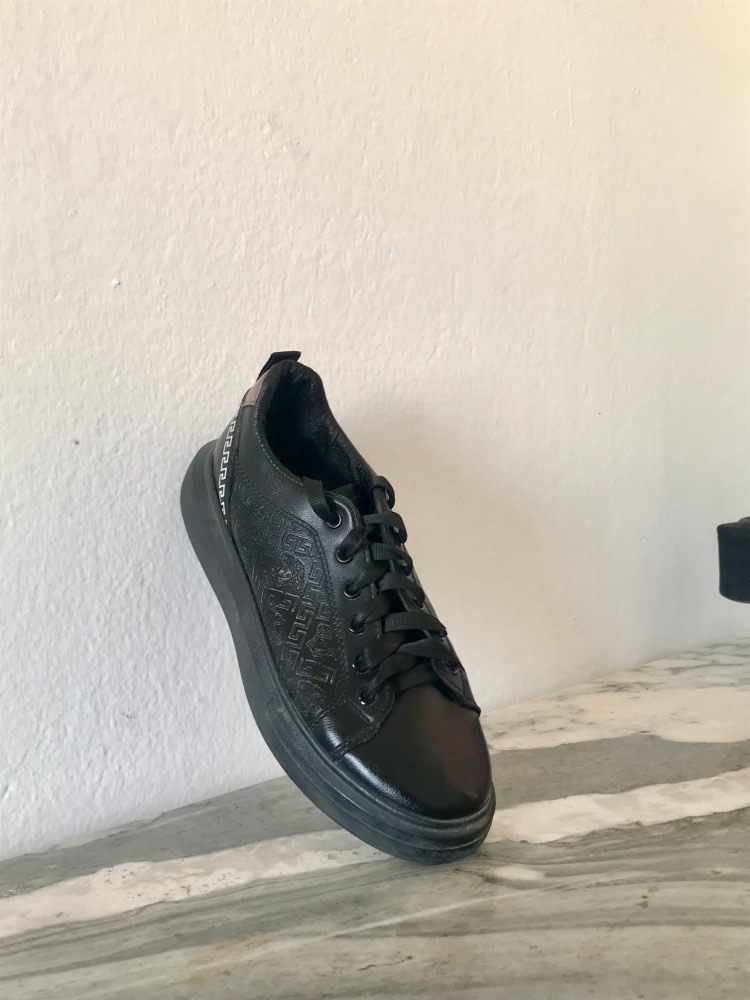 Baskets noir