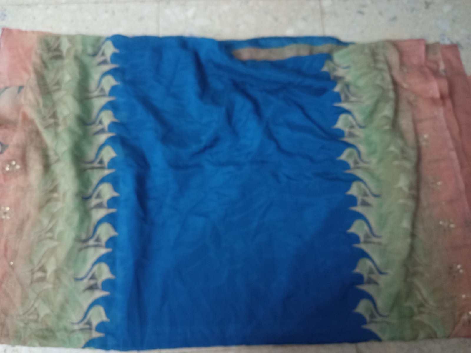 5 mètres de Tissu satiné 