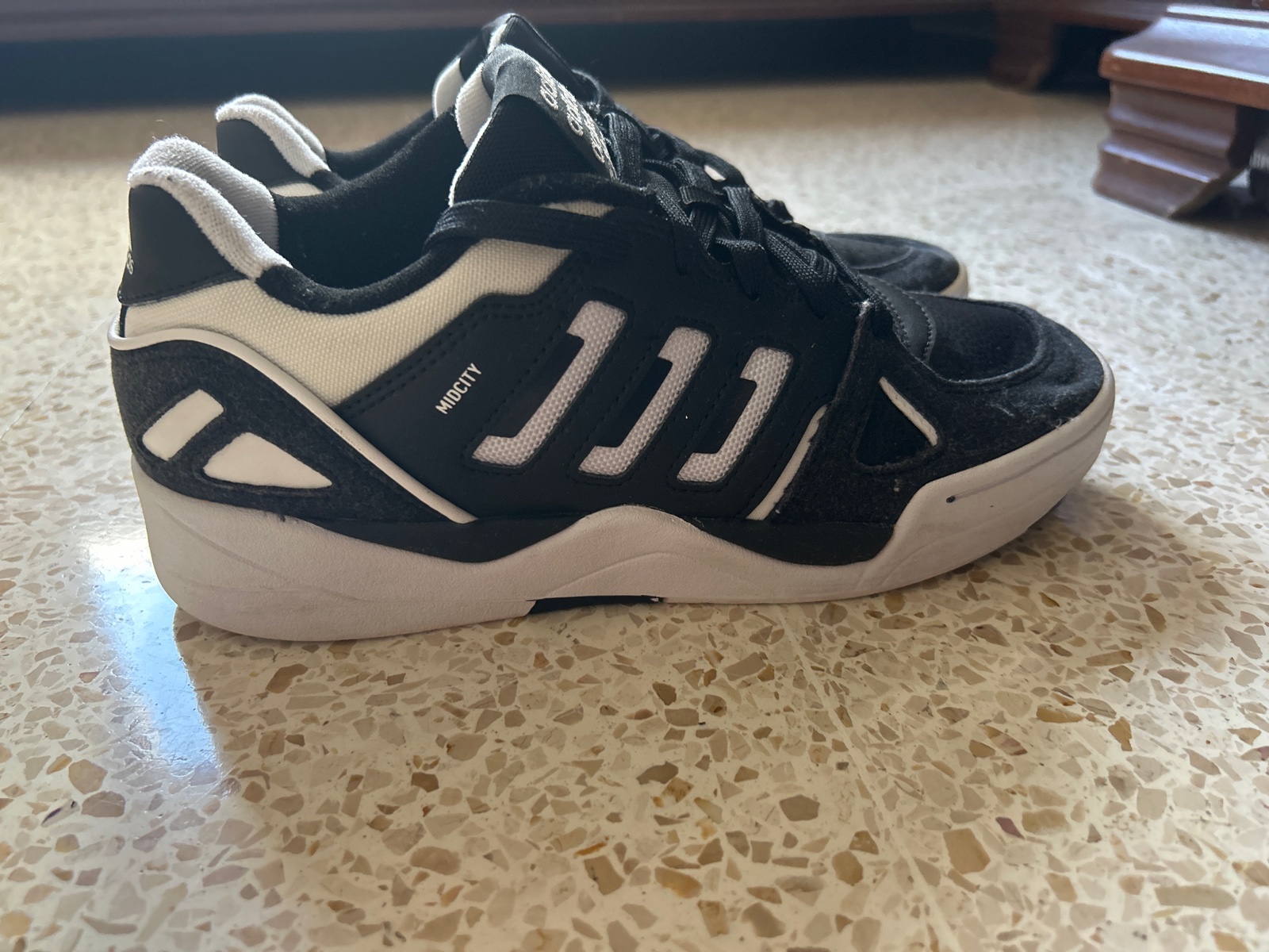 Chaussure noir