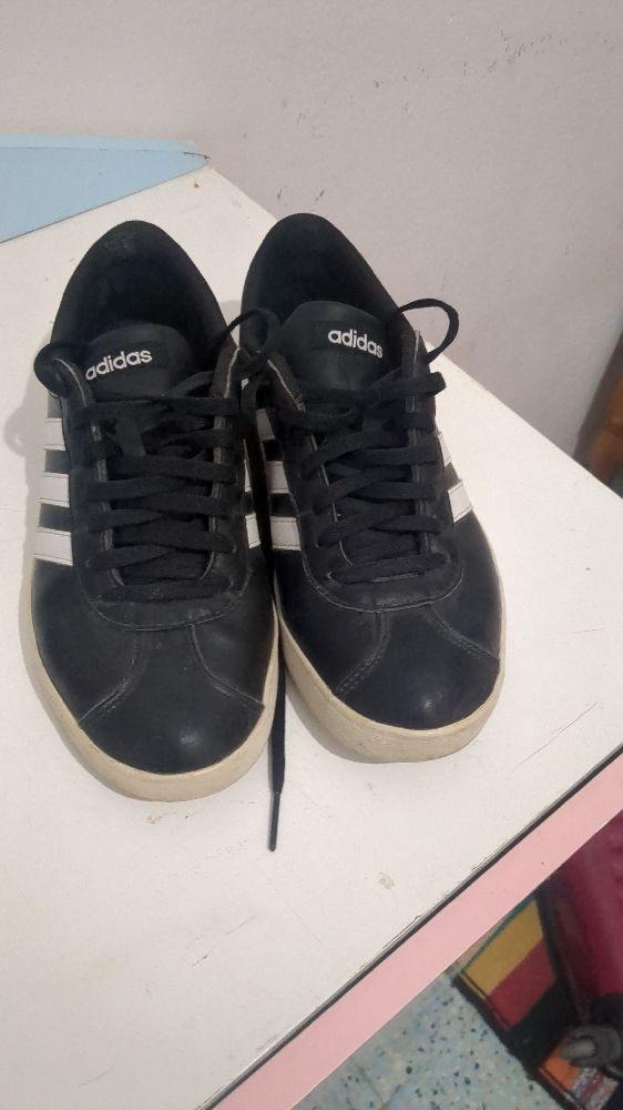 Basket adidas 