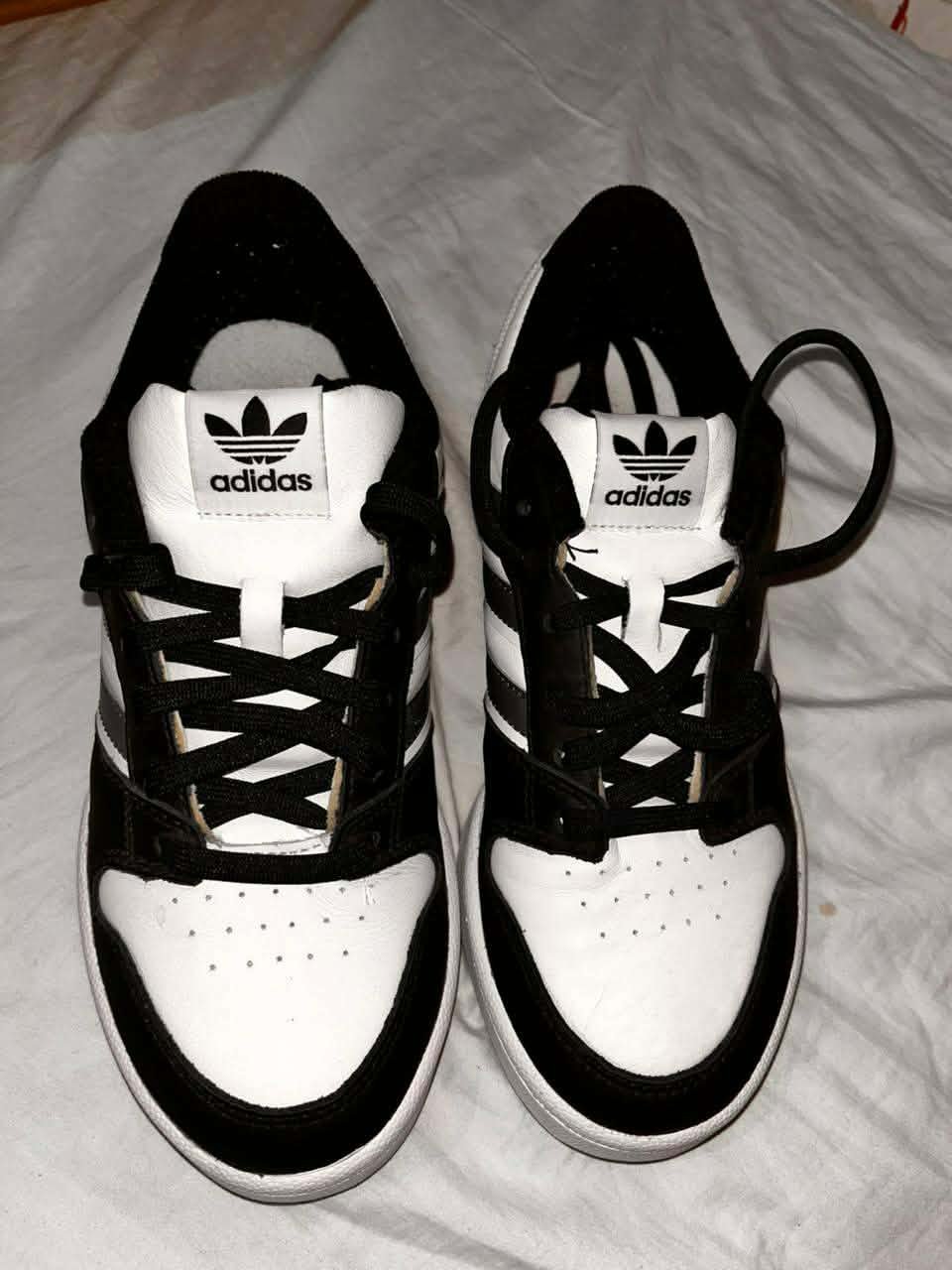 Chaussures adidas 
