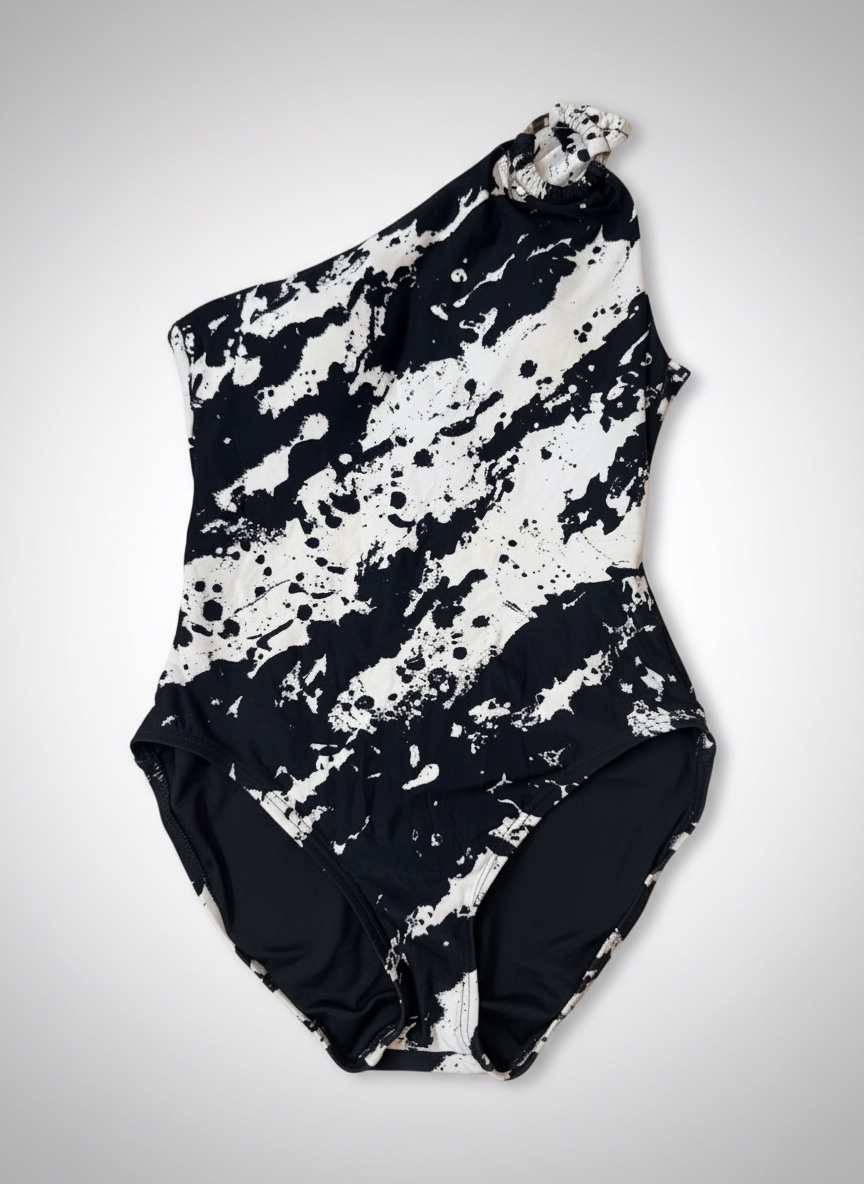 Maillot noir et blanc