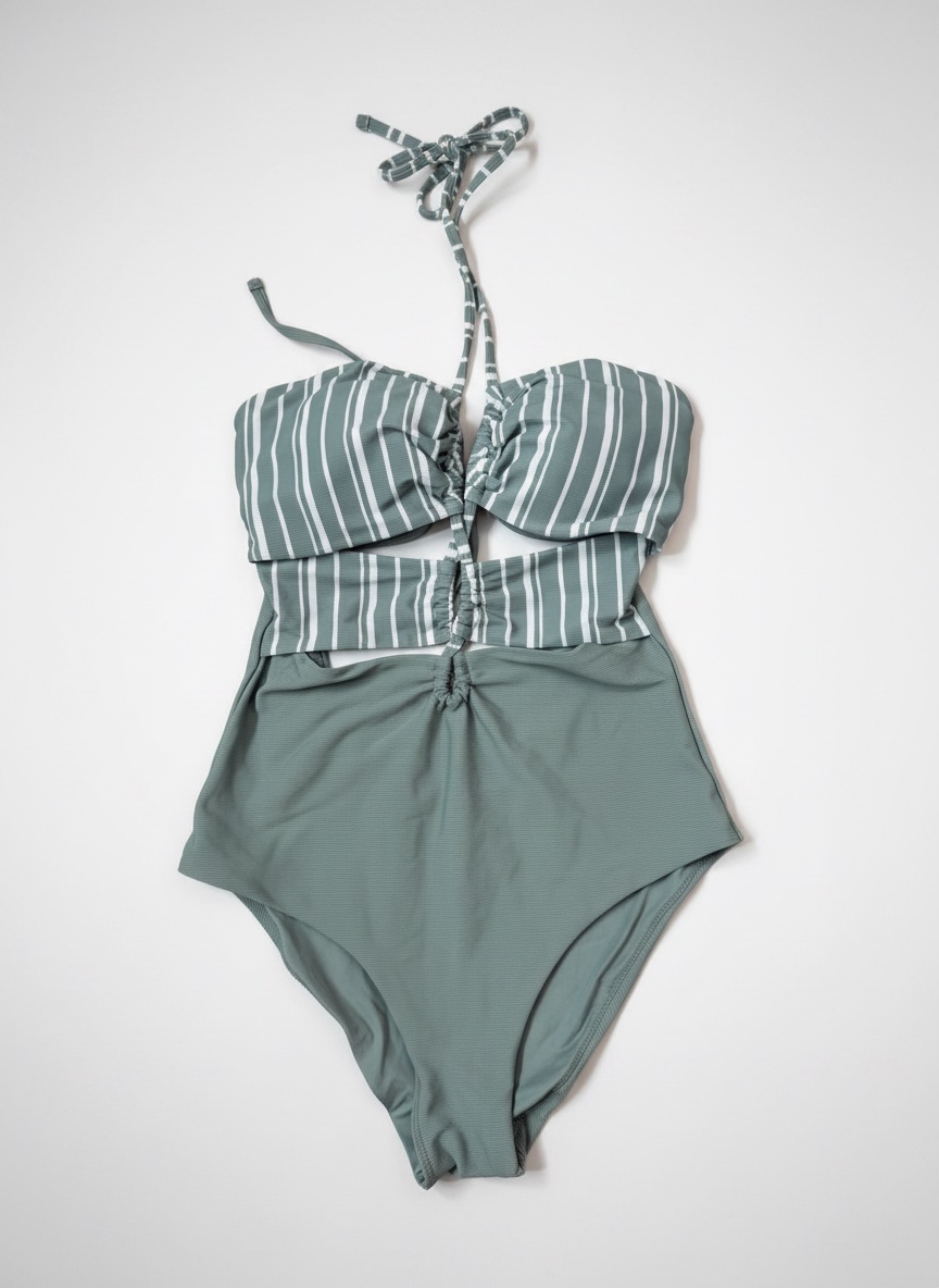 Maillots avec ouverture