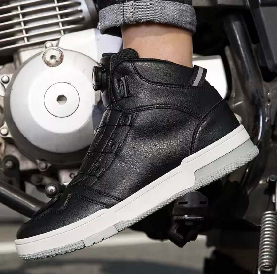 Chaussure moto 