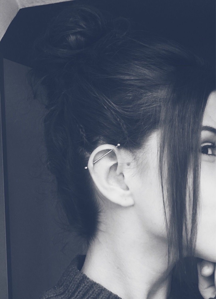 Deux piercing oreilles inoxydable