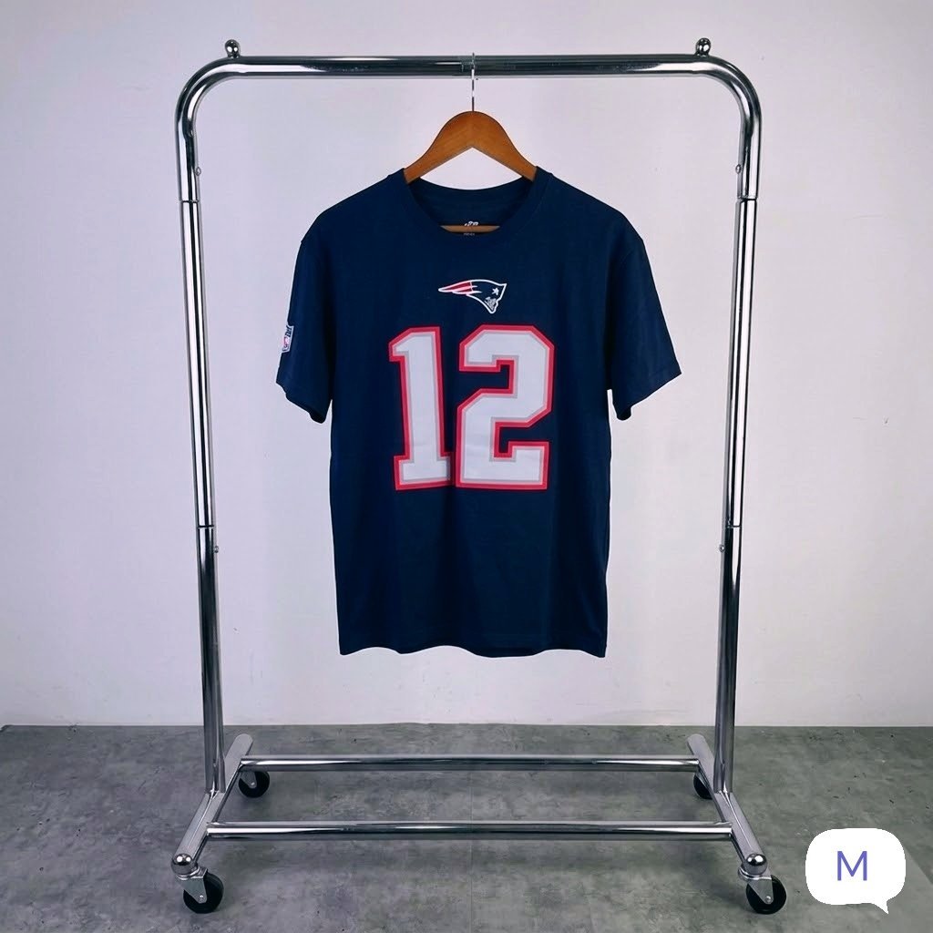 Majestic Tom Brady New England Patriots NFL Fan Apparel & Souvenirs