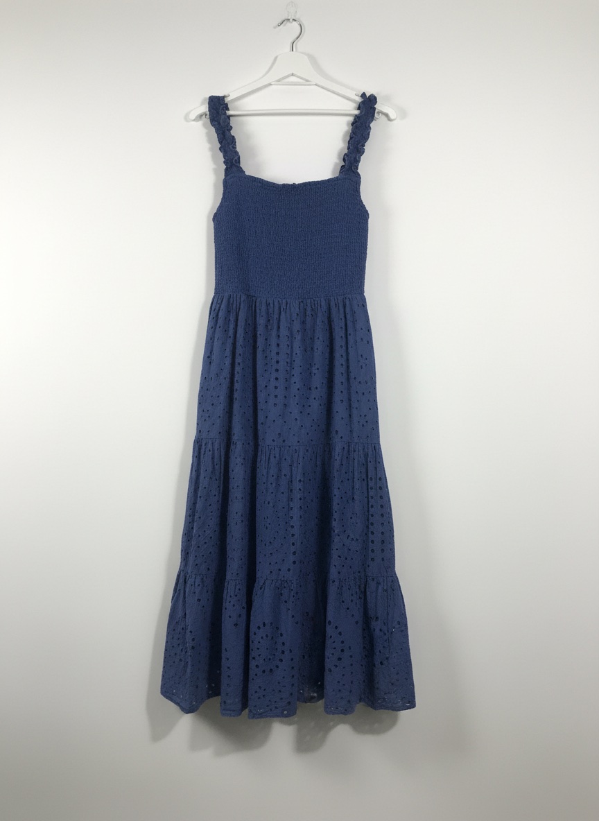 Robe en broderie anglaise s