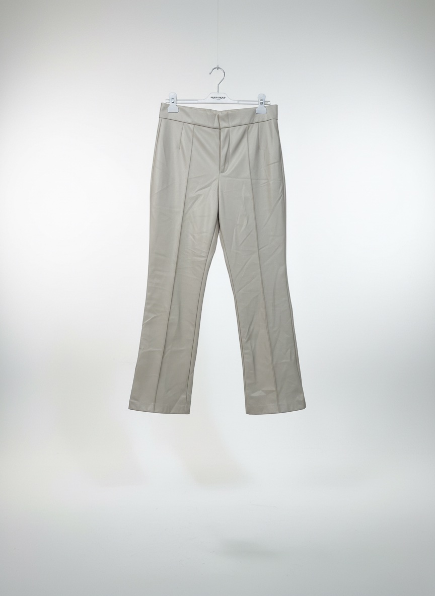 Pantalon cuire zara 40