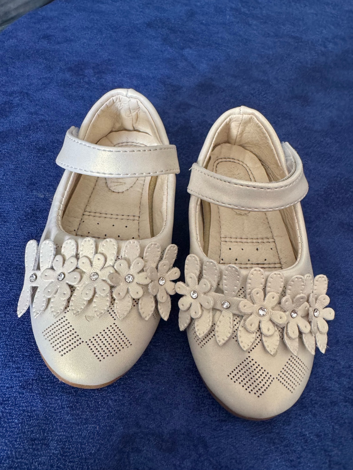 Sandale bebe  taille 21 ,5