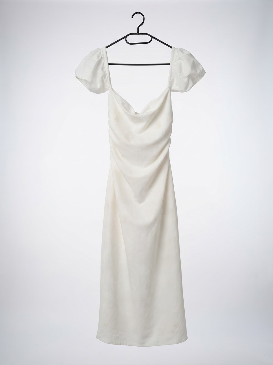 Robe bershka taille xs a 50dt jamais porté