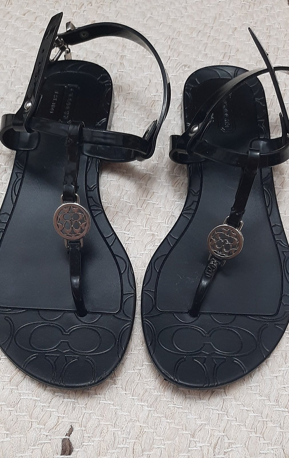 Des nu-pieds coach