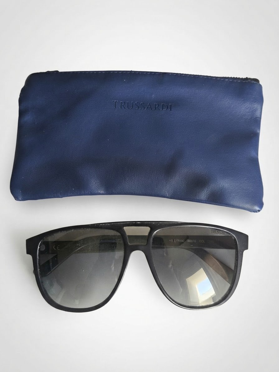 Lunette trussardi bon etat