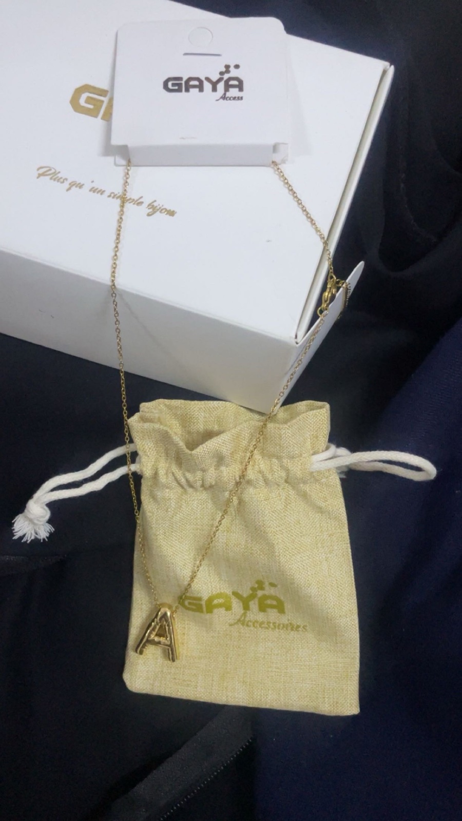 Collier neuf Gaya