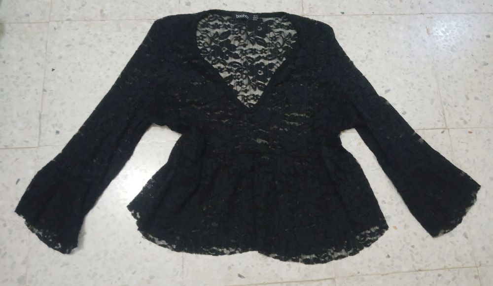 Crop top dentelle 