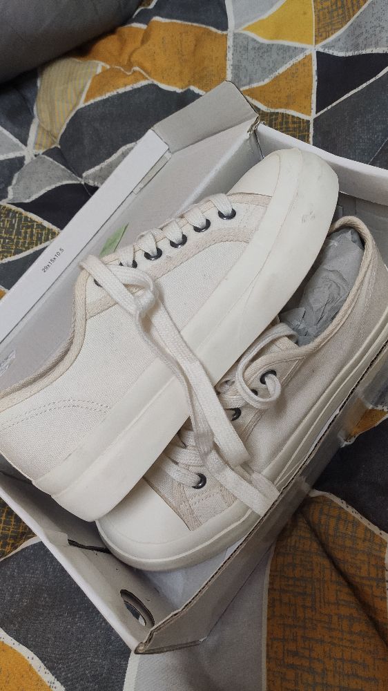 Basket HA 38 comme neuve 
