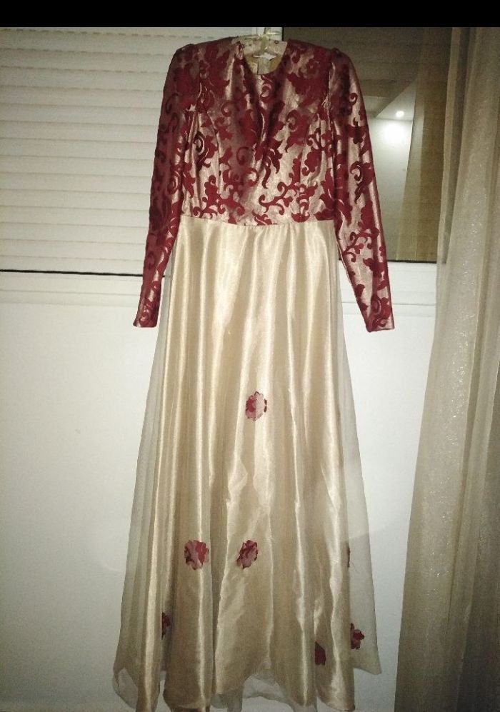 Une robe soirée 