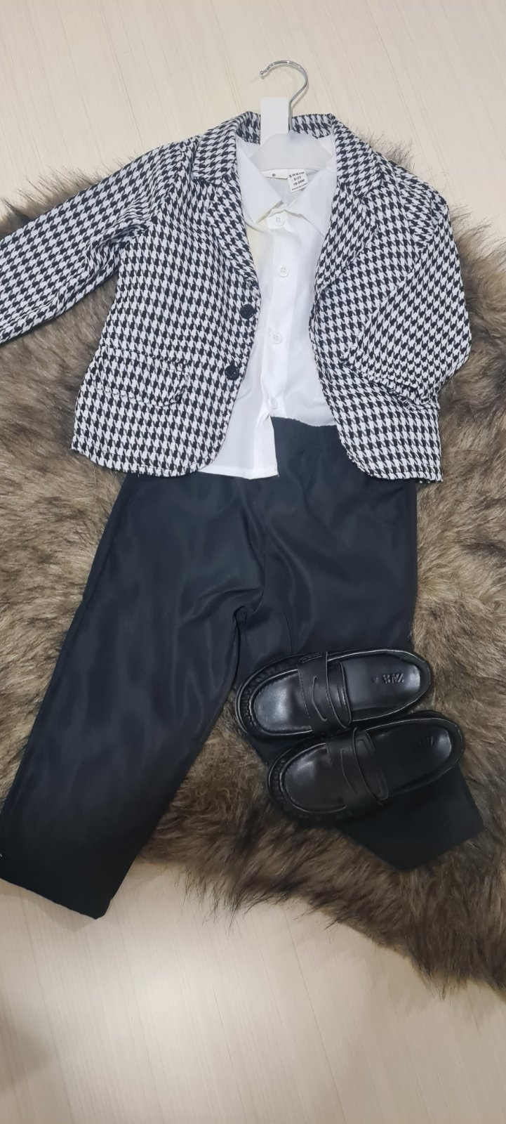 Tenu
